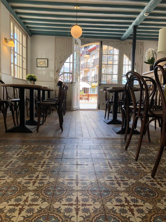 הולגאט Hotel Le Normand מראה חיצוני תמונה